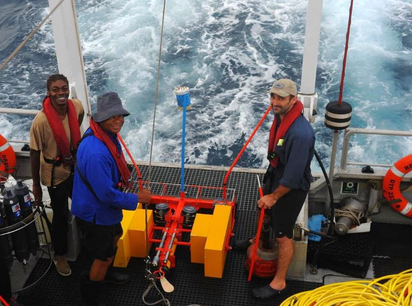 Joint Press Release Update: SAIAB supports deep-sea cruise to deepen offshore research capacity in South Africa (3 March)