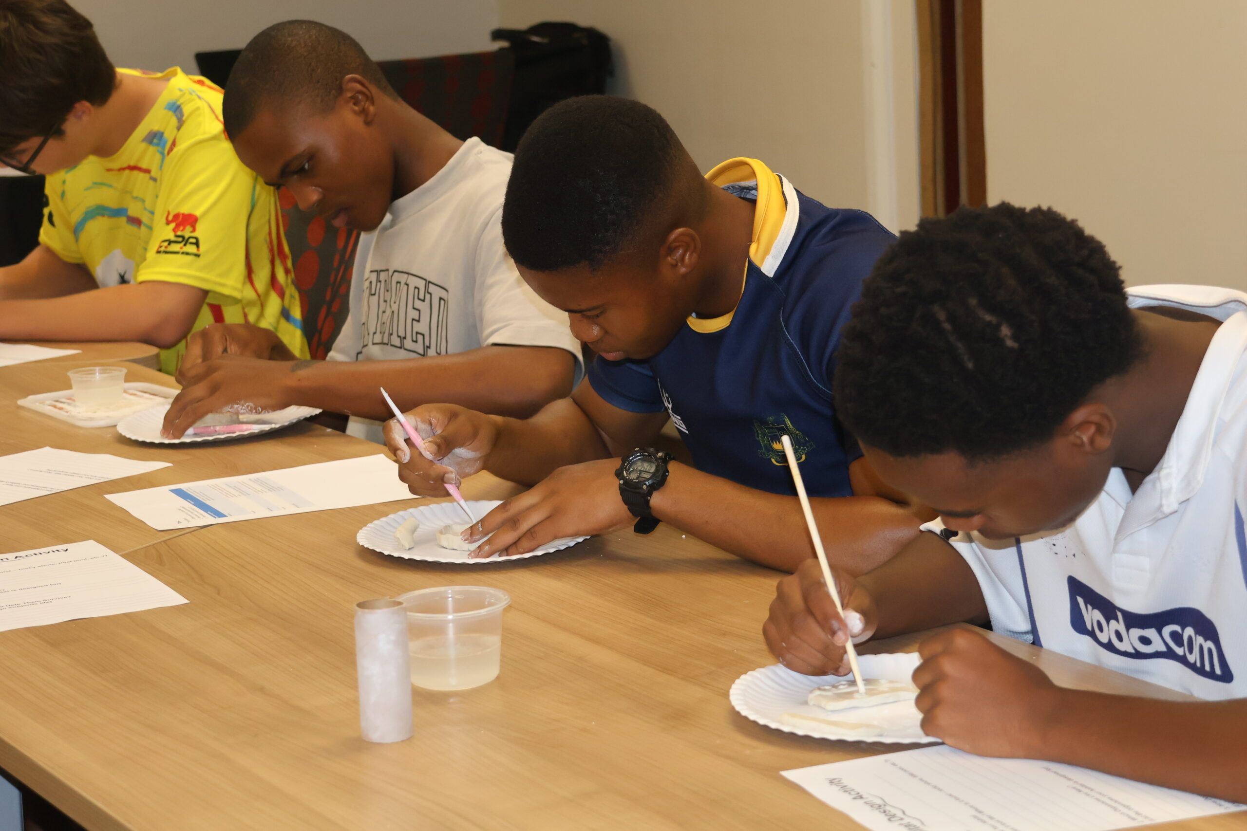 The Coastal and Ocean Sciences Team (COST) inspires future ocean scientists at the NRF-SAIAB